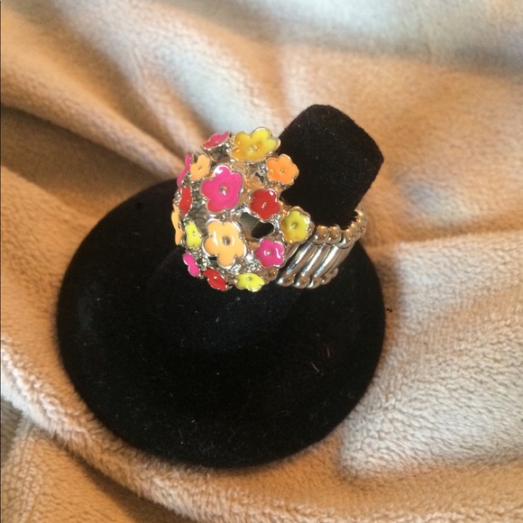 🍬Three Stretch Bling Rings🍬 - Picture 5 of 5